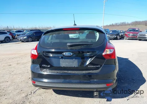 2012 Ford Focus Titanium из США, поврежденный, VIN 1FAHP3N28CL260018